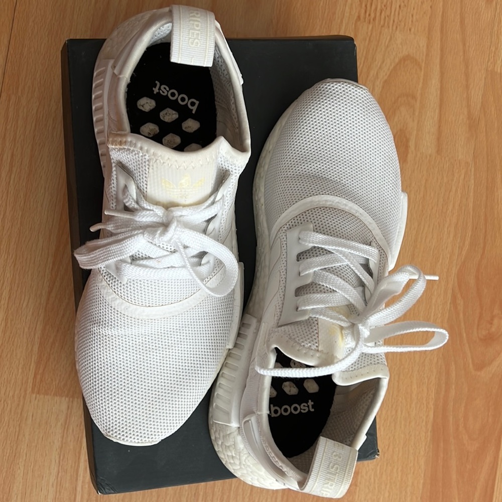 Adidas NMD sneakers men’s size 5.5 (Women’s 7.5)